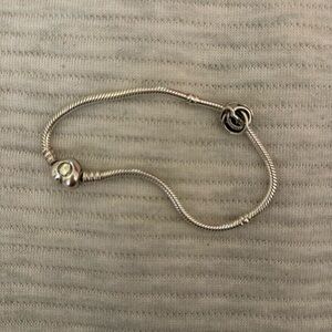 Like new Pandora Heart bracelet — comes with charm